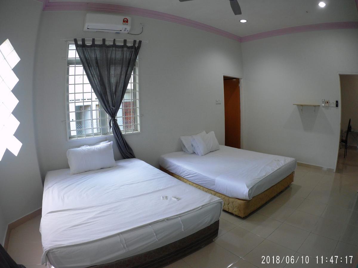 Fbs Guesthouse Dungun Exterior photo